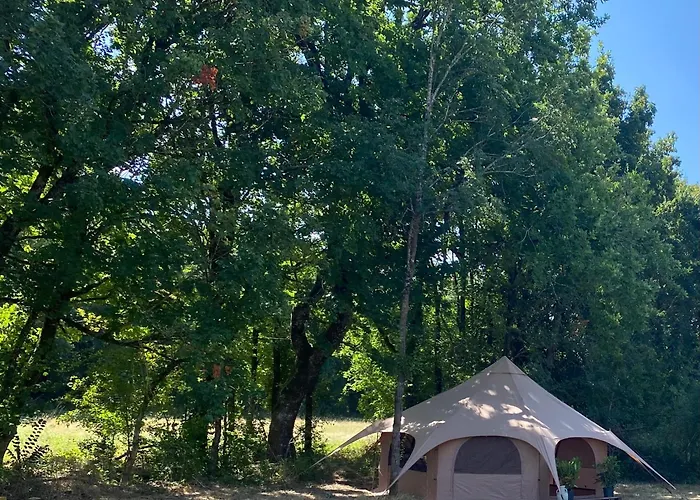 Campismo de Luxo Le Fleur Sauvage Chenay (Deux-Sevres)